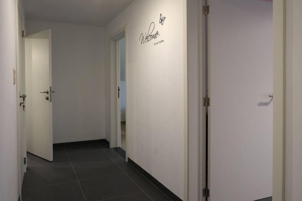 Hasbania Vakantiewoning Gingelom Exterior foto